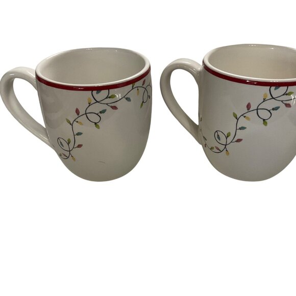 2 Pottery Barn Forest Gnome Stoneware 20 oz Holiday Christmas Festive Mugs - Picture 3 of 8